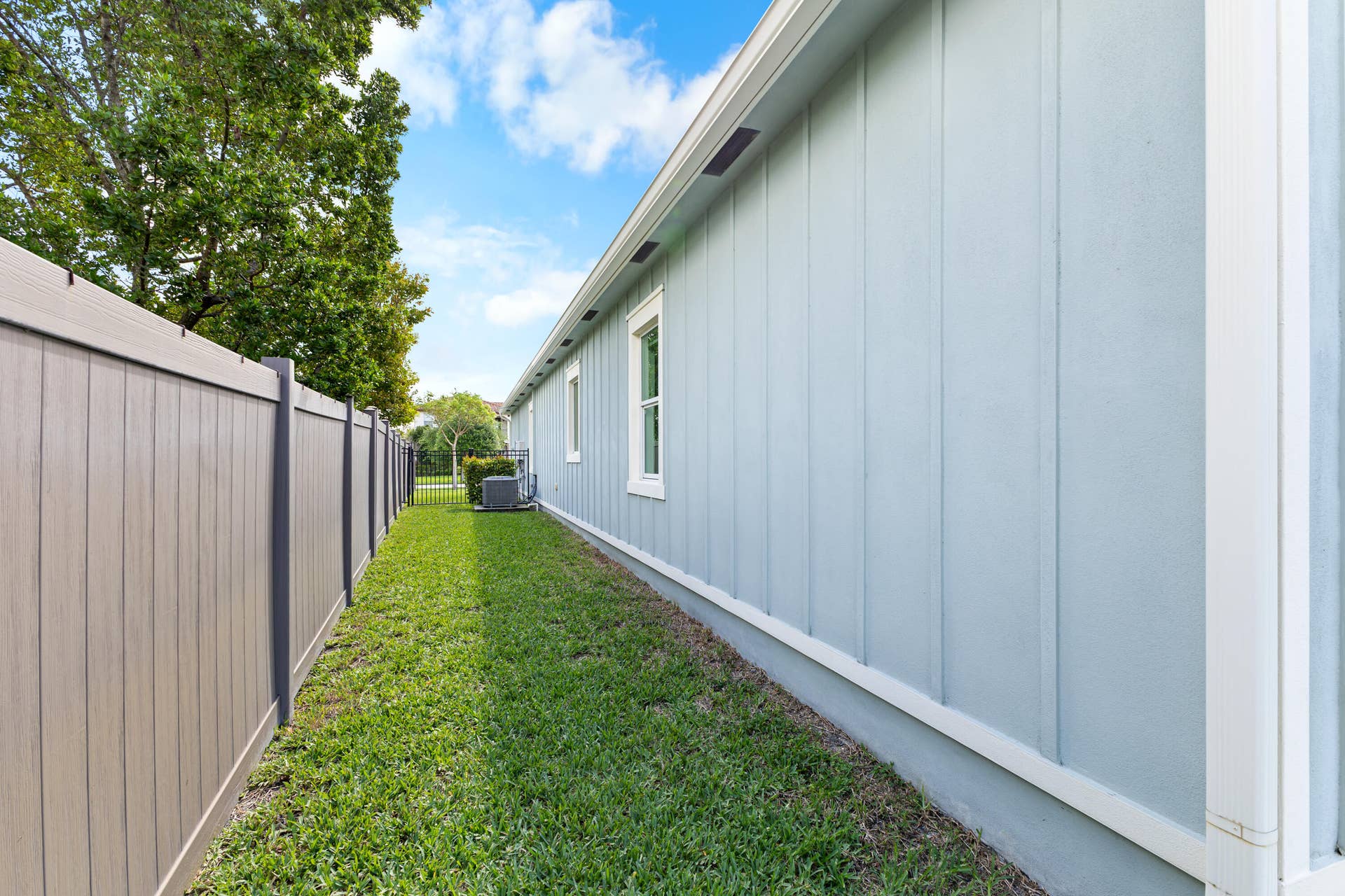 1115 TIMBER REAP Trail, The Acreage, FL 33470 059A1538