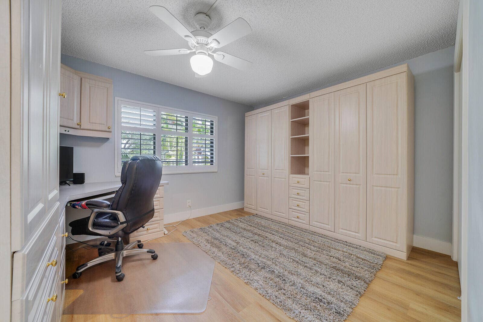 Second Bedroom with Murphy Beds