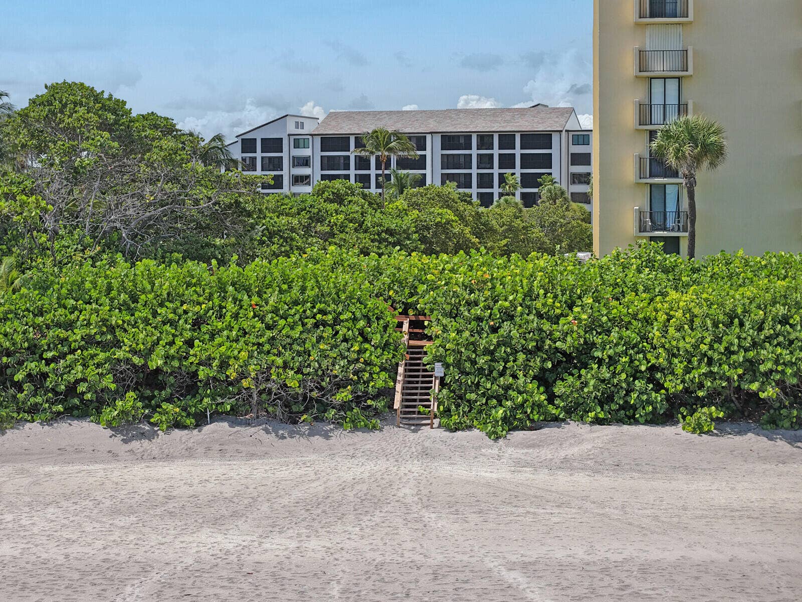 Private walkway to beach