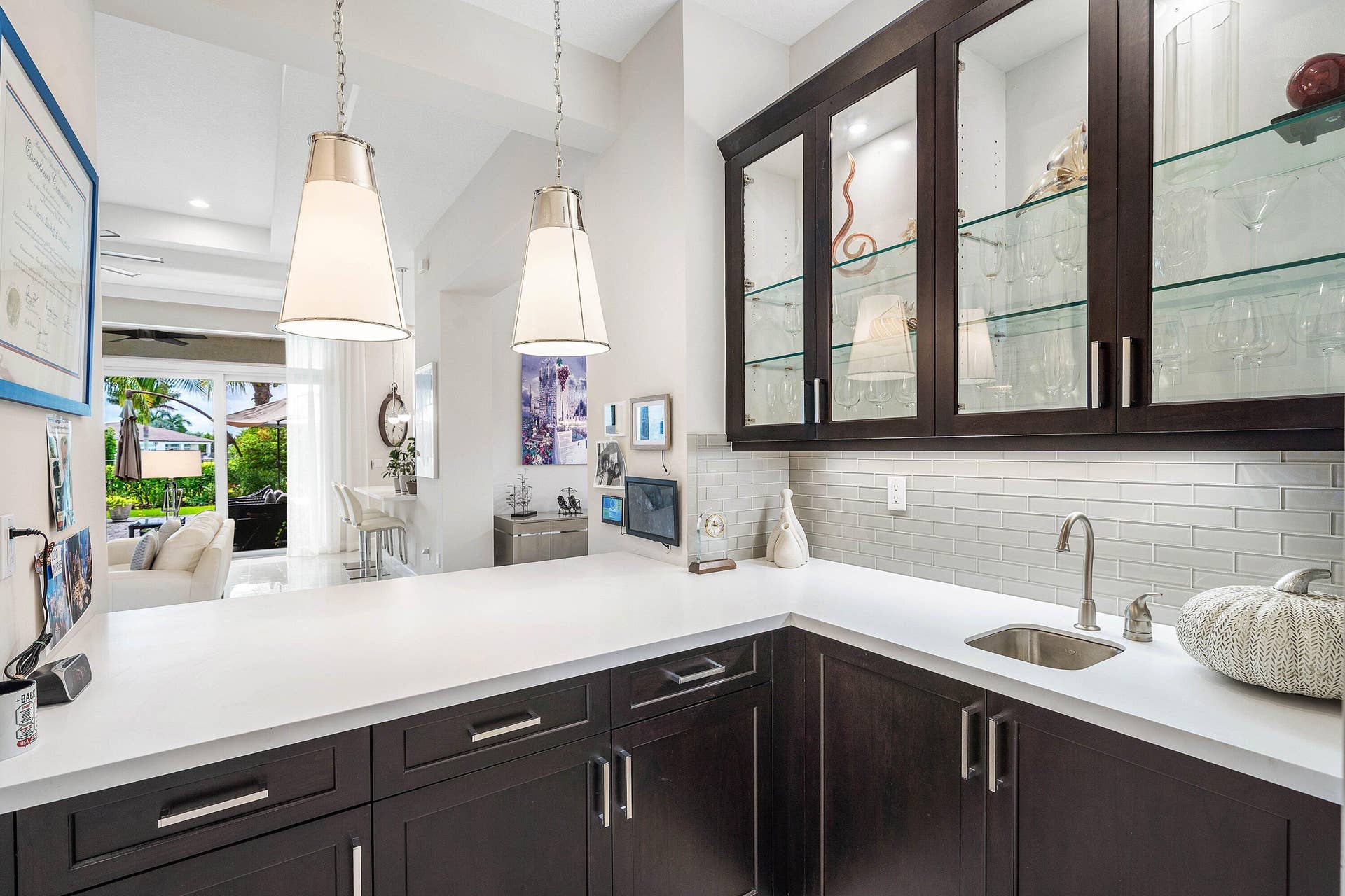 12953 VENETO SPRINGS Drive, Boynton Beach, FL 33473 Upper glass cabinets