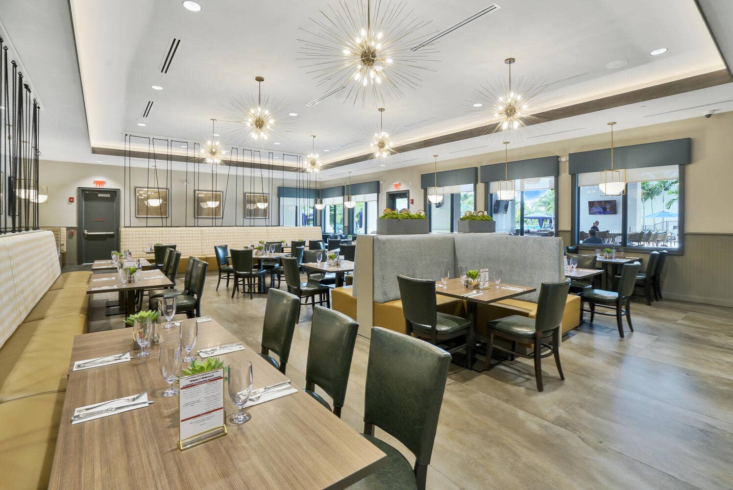 12953 VENETO SPRINGS Drive, Boynton Beach, FL 33473 Lux Grill Indoor Dining Area