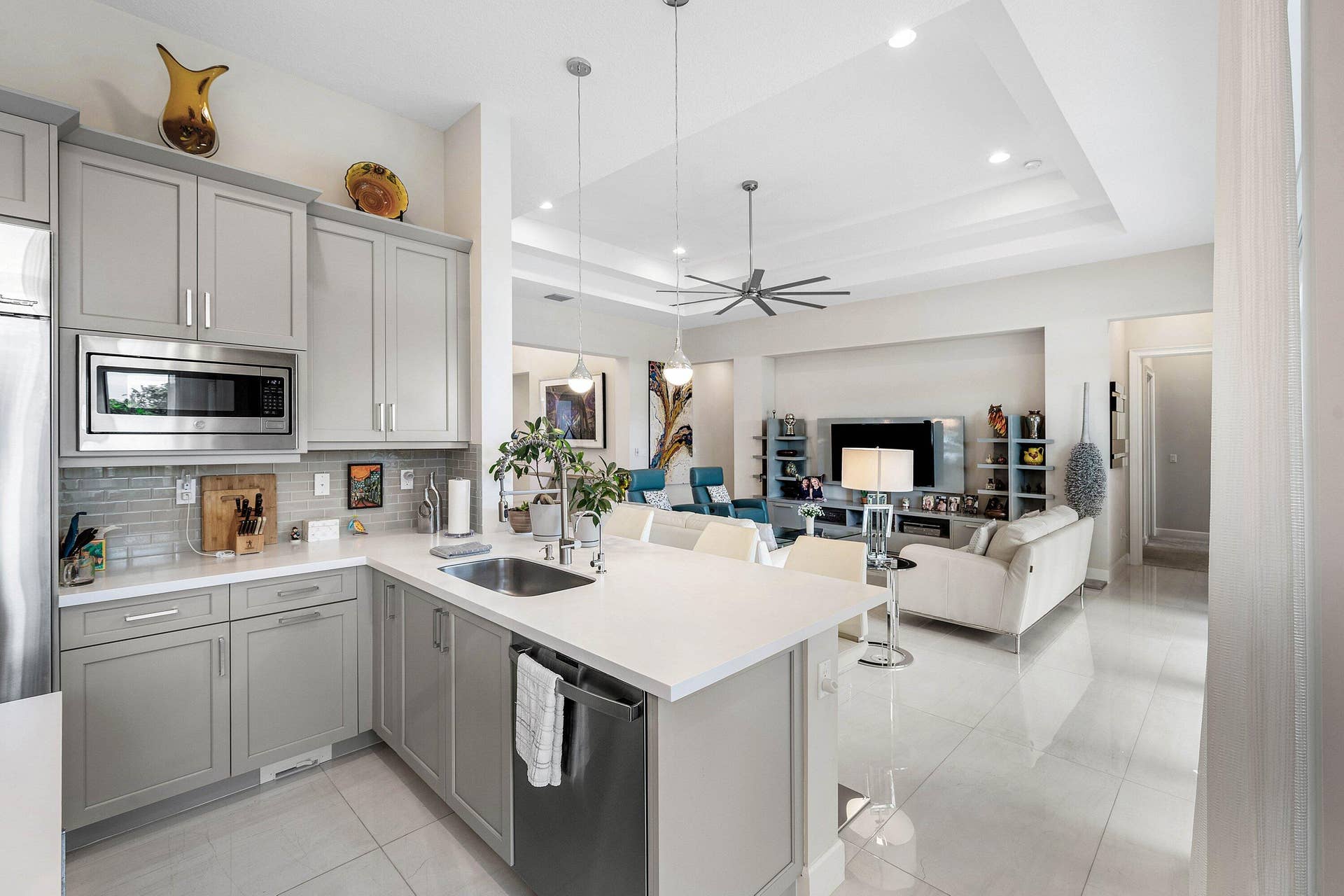 12953 VENETO SPRINGS Drive, Boynton Beach, FL 33473 Gourmet Kitchen
