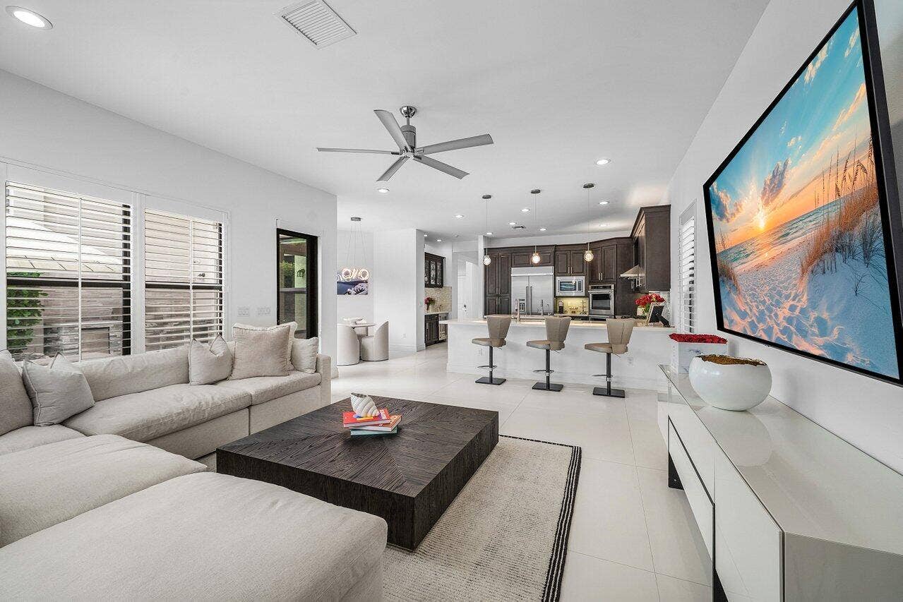 16388 Pantheon Pass, Delray Beach, FL 33446 023-16388PantheonPass-DelrayBeach-FL-334