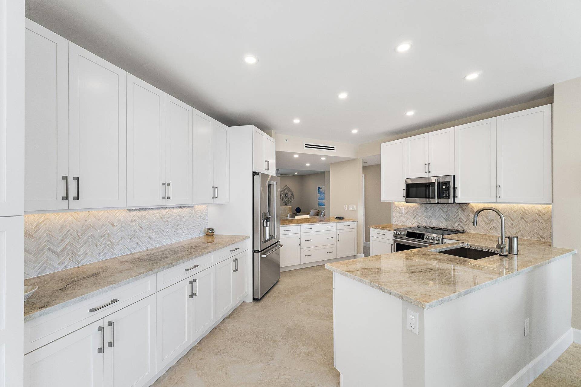 Custom White Shaker Cabinets w/ Quartz Counters
