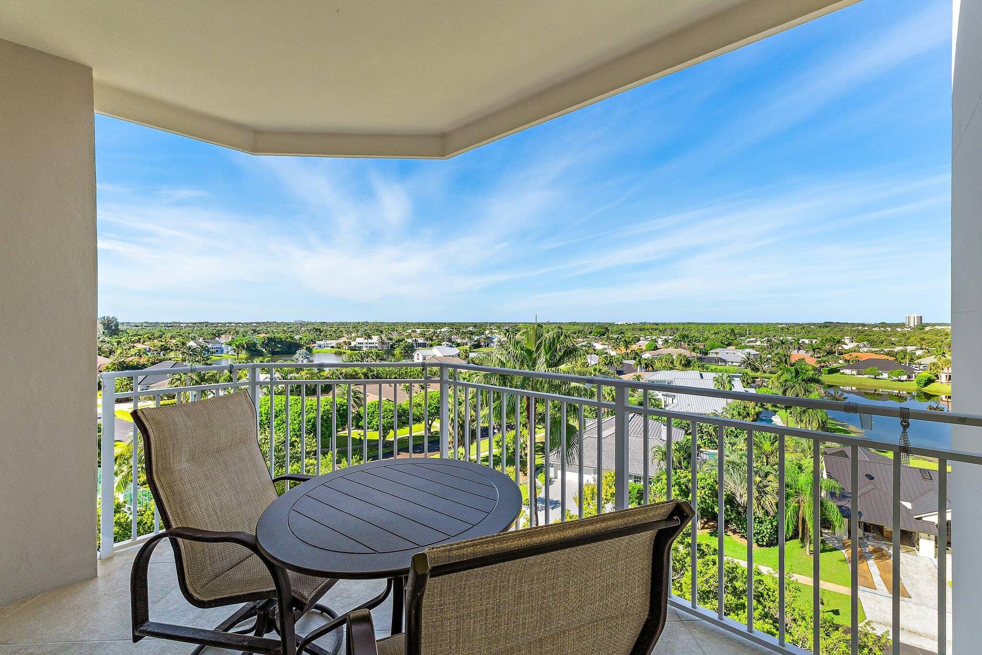 Second West facing balcony