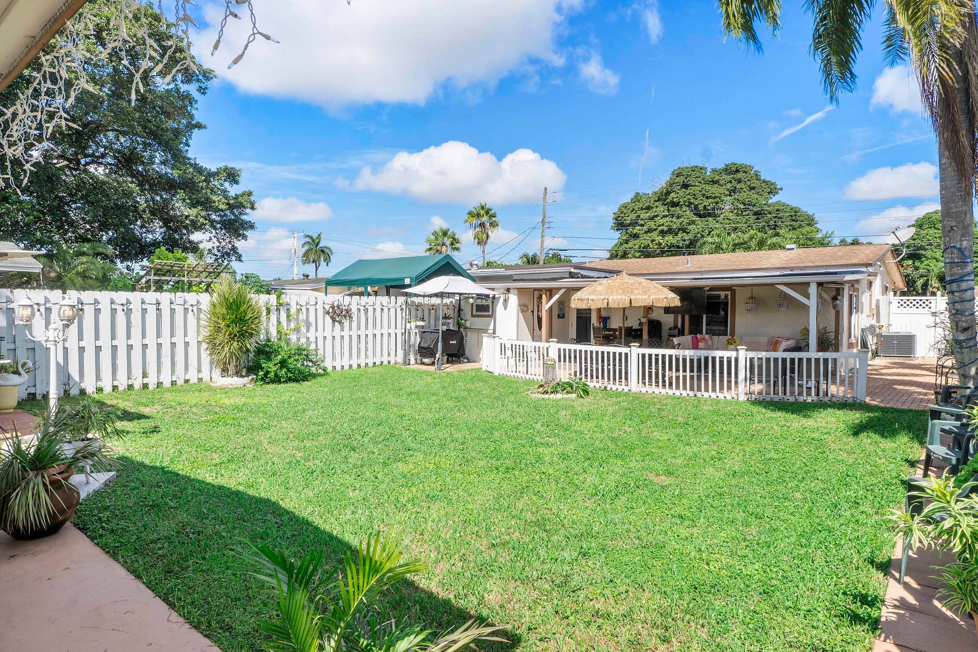 7020 SW 20th St_044