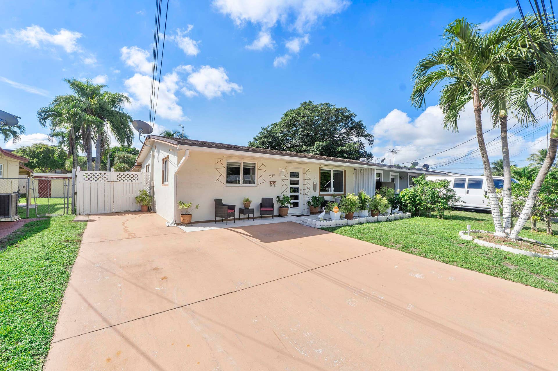 7020 SW 20th St_014