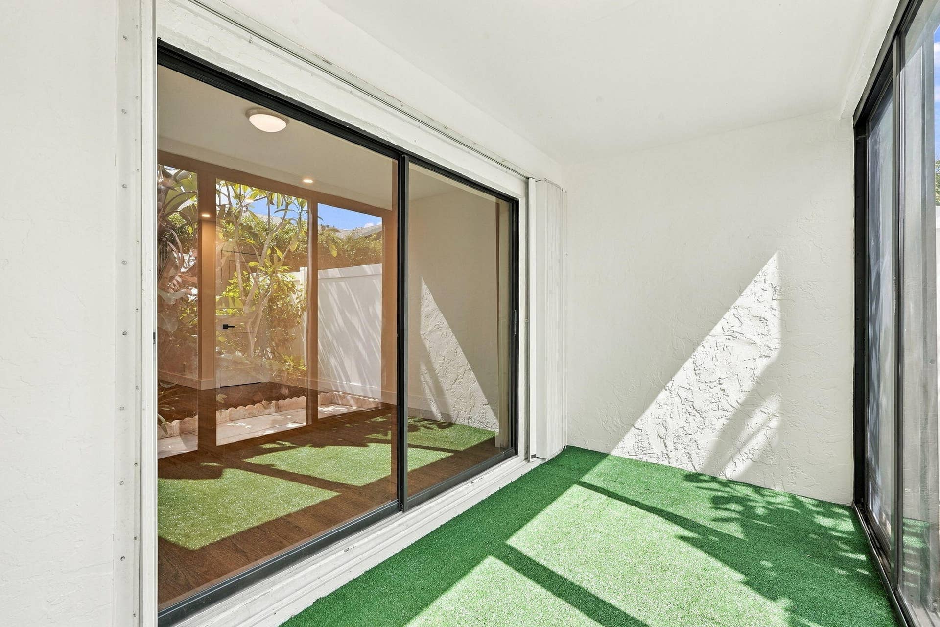 2641 Gately Drive W, #906, West Palm Beach, FL 33415 Closed patio