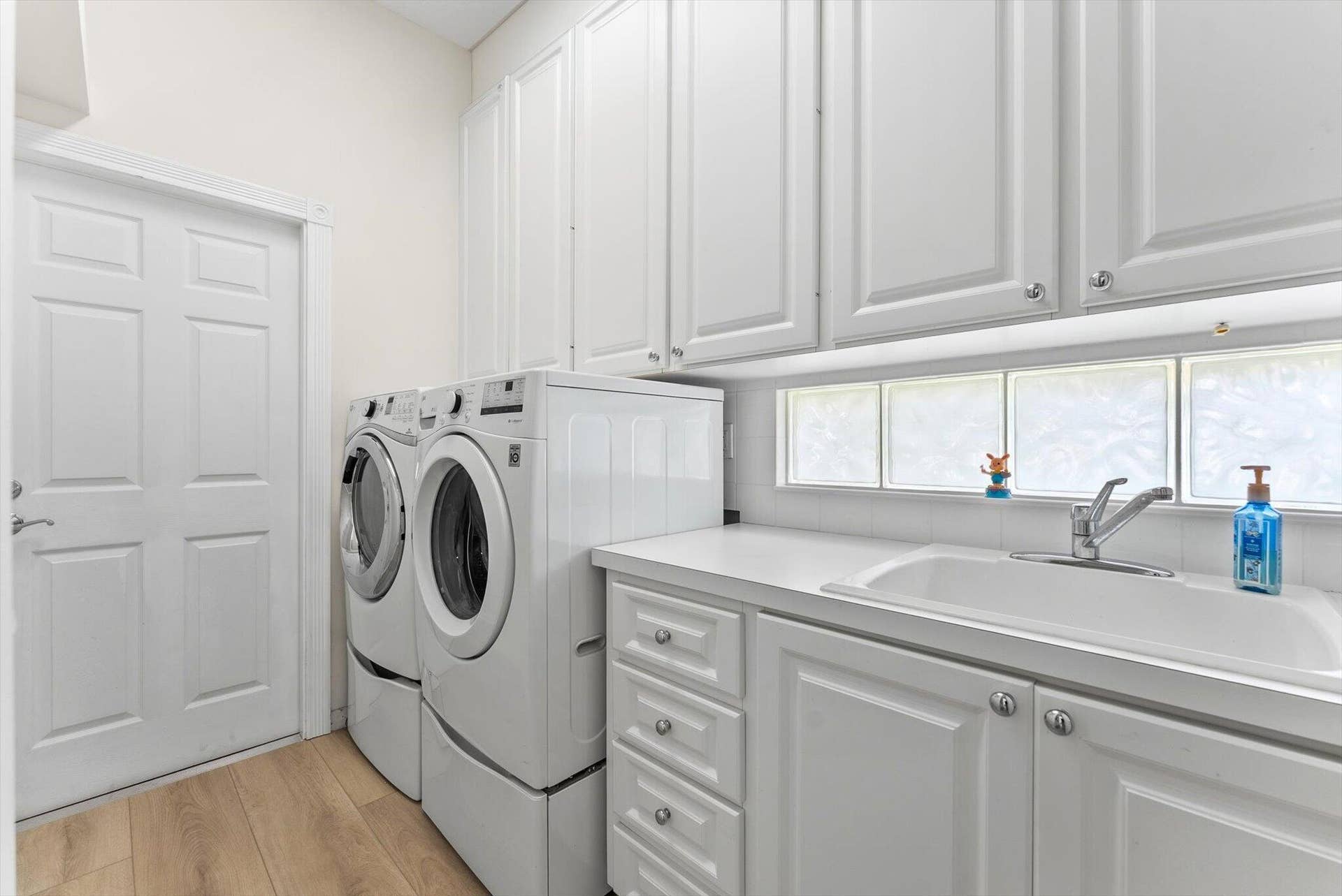 2067 Valencia Drive, Delray Beach, FL 33445 Laundry Room