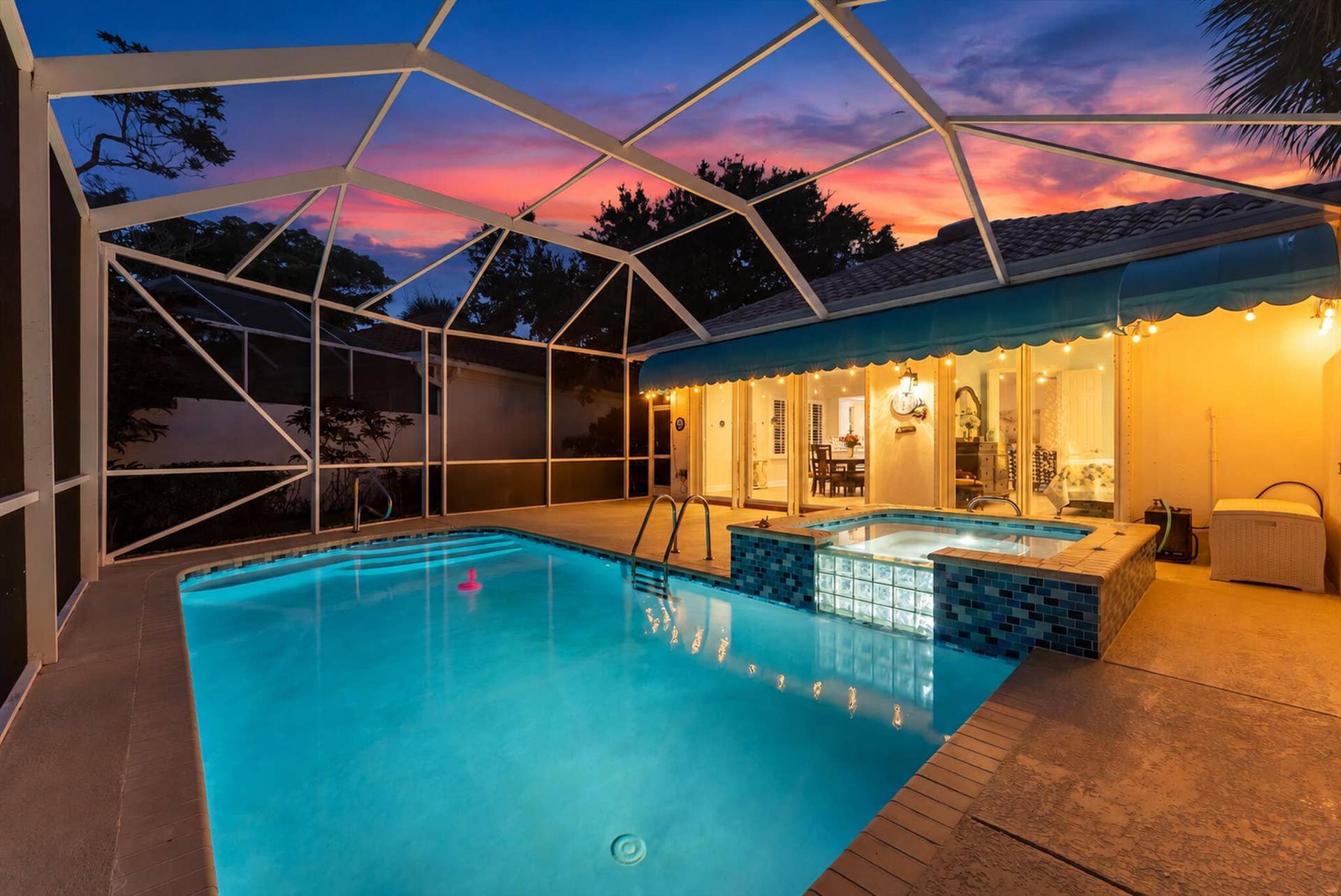 2067 Valencia Drive, Delray Beach, FL 33445 Twilight Pool + Spa