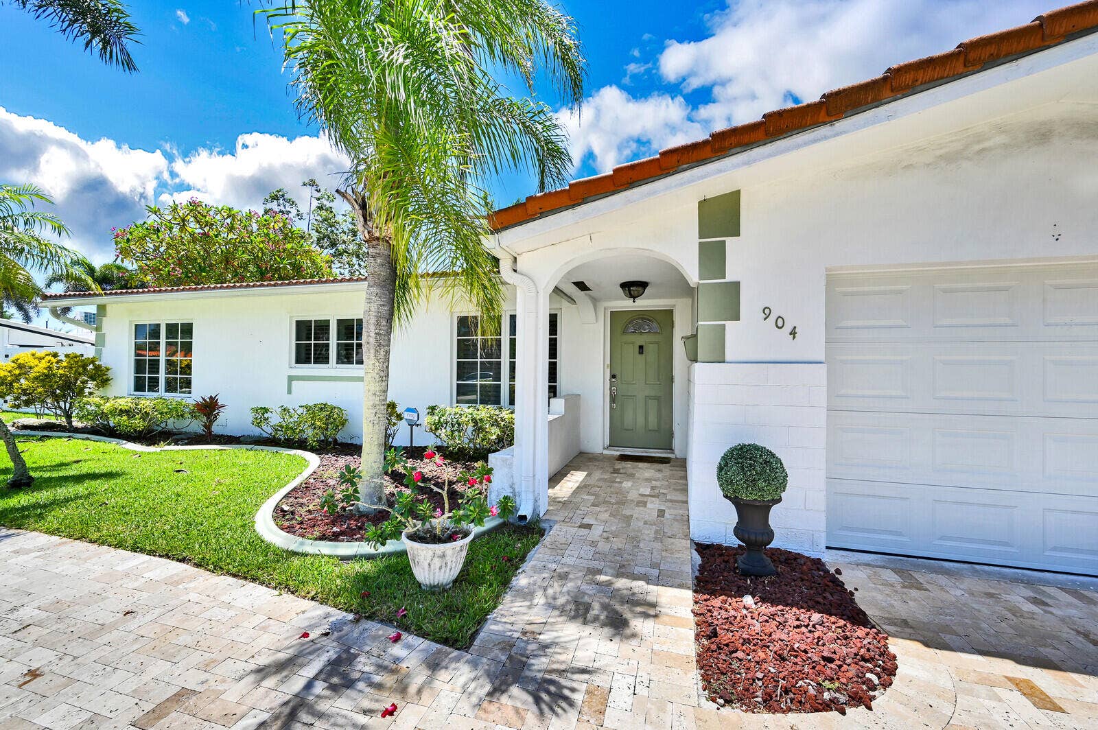 904 SE 12th Street, Deerfield Beach, FL 33441 06_Image_6_mls