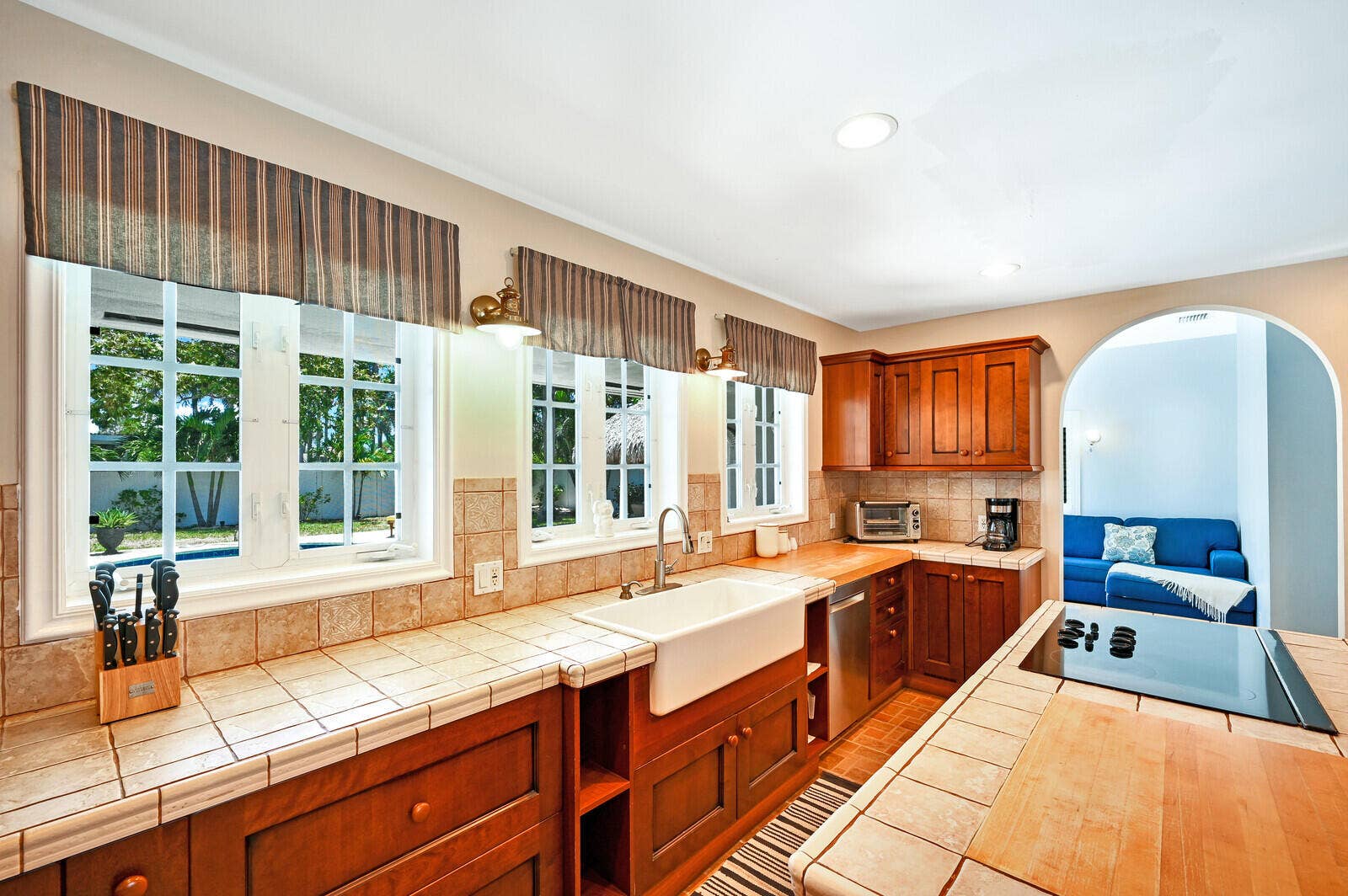 904 SE 12th Street, Deerfield Beach, FL 33441 29_Image_29_mls