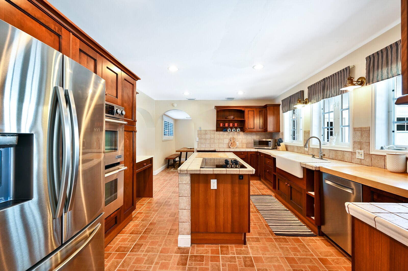 904 SE 12th Street, Deerfield Beach, FL 33441 32_Image_32_mls