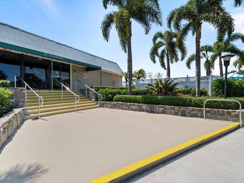 Active Club House - Copy