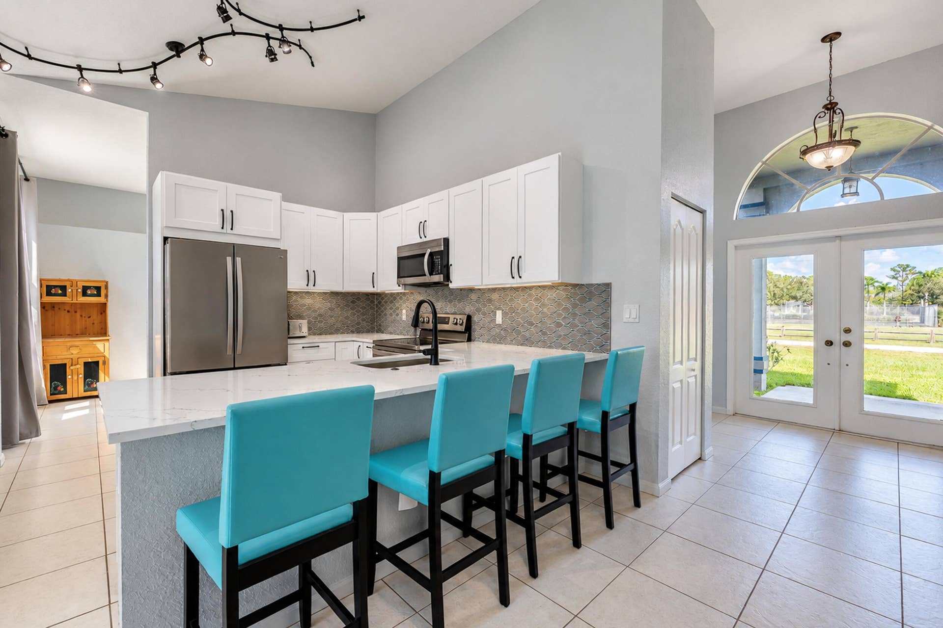 17226 79th Court N, The Acreage, FL 33470 Kitchen
