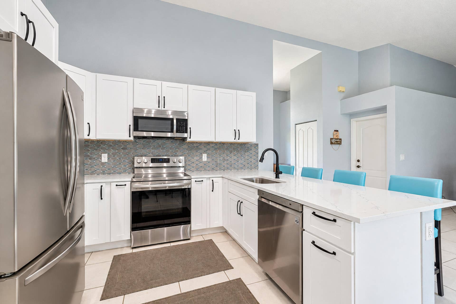 17226 79th Court N, The Acreage, FL 33470 Kitchen