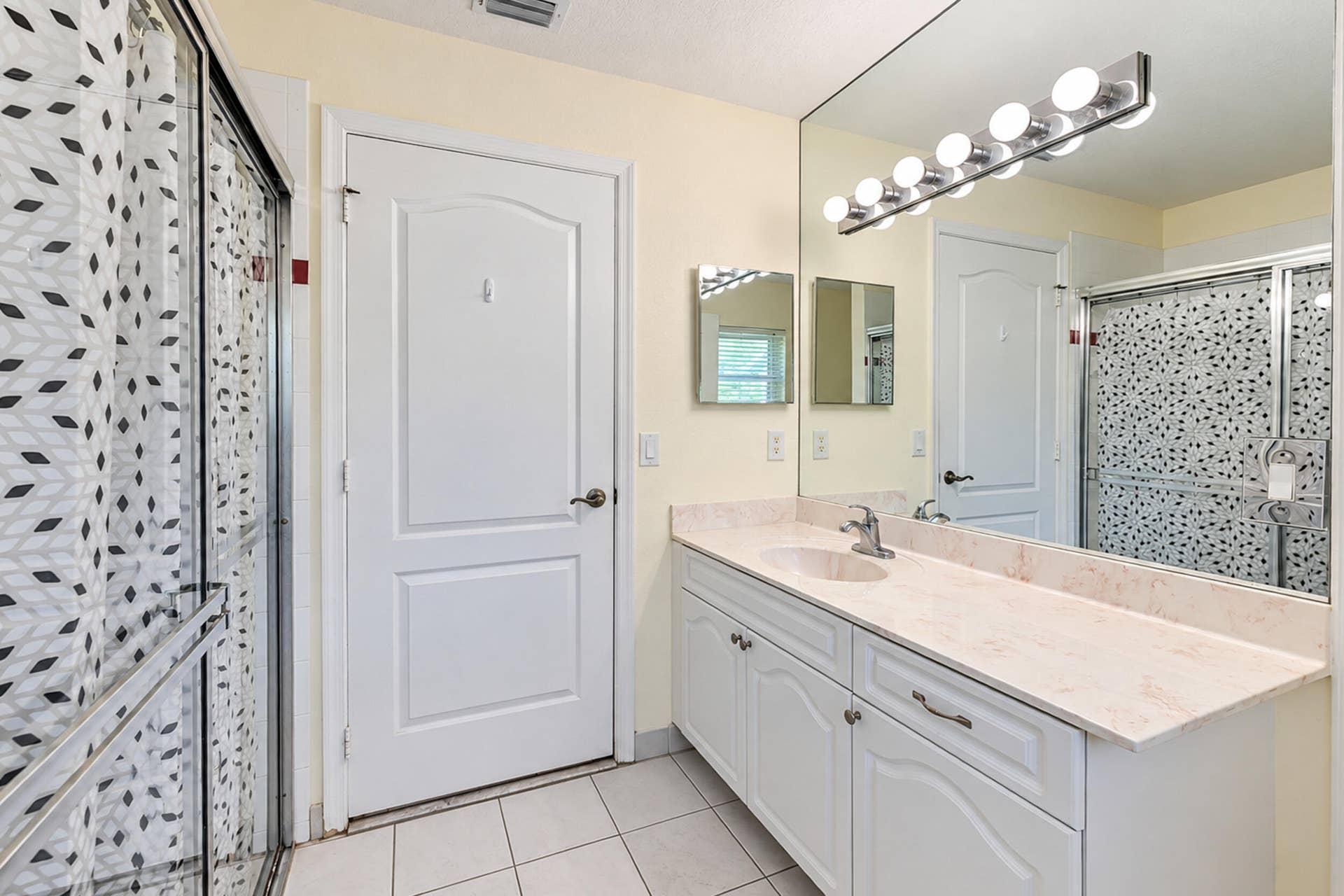 17226 79th Court N, The Acreage, FL 33470 Bathroom 2