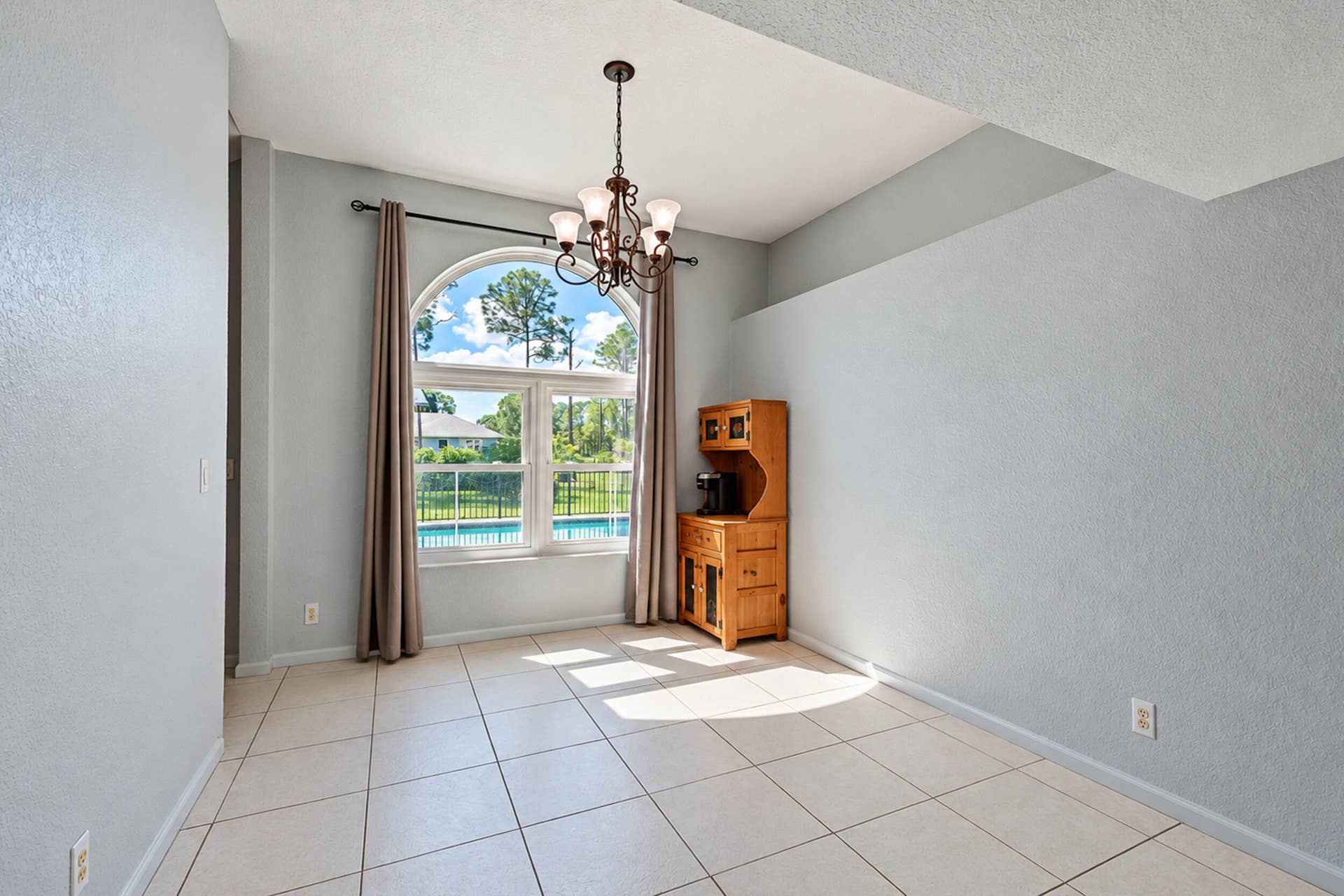 17226 79th Court N, The Acreage, FL 33470 Dining Room