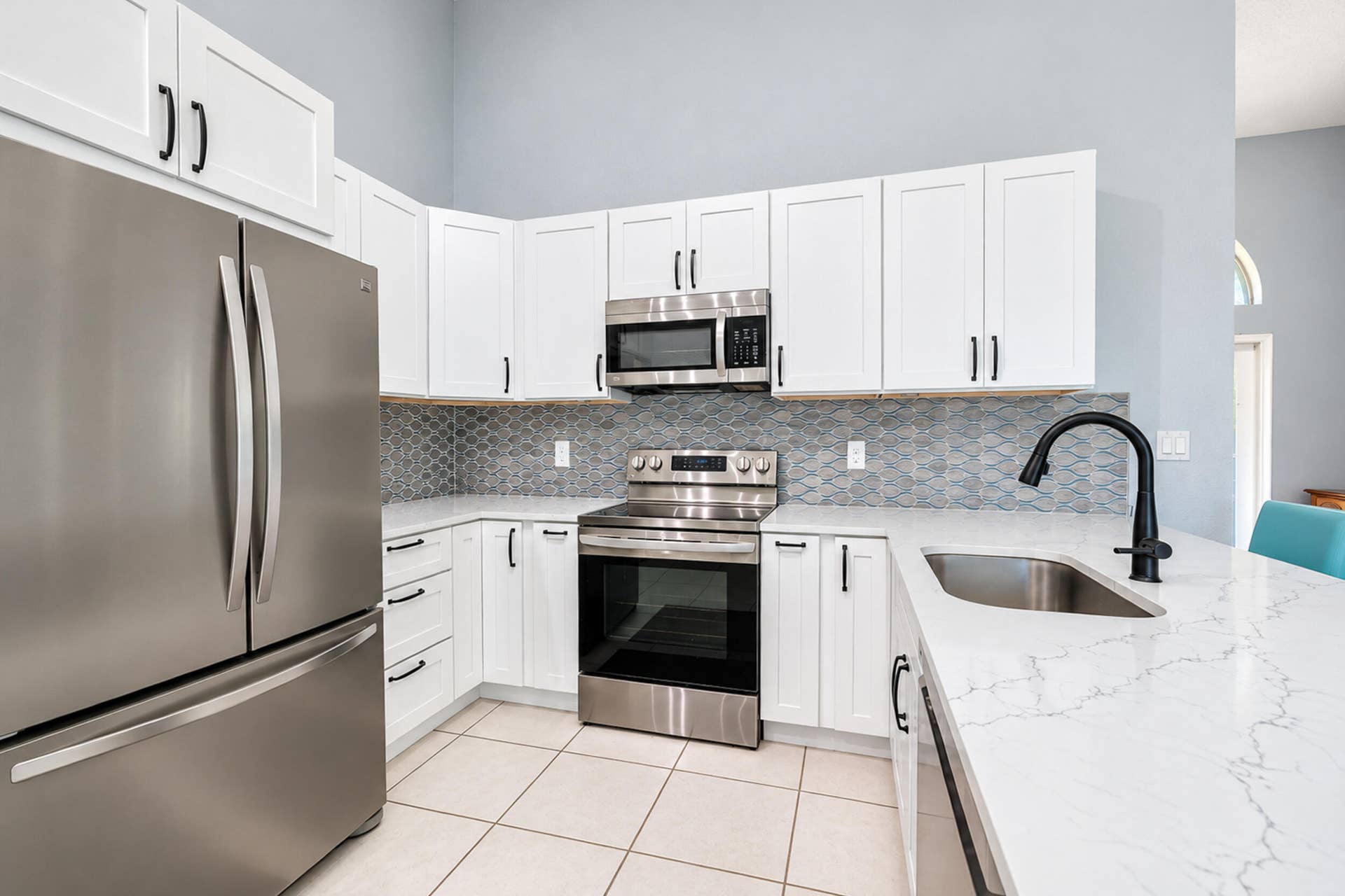 17226 79th Court N, The Acreage, FL 33470 Kitchen