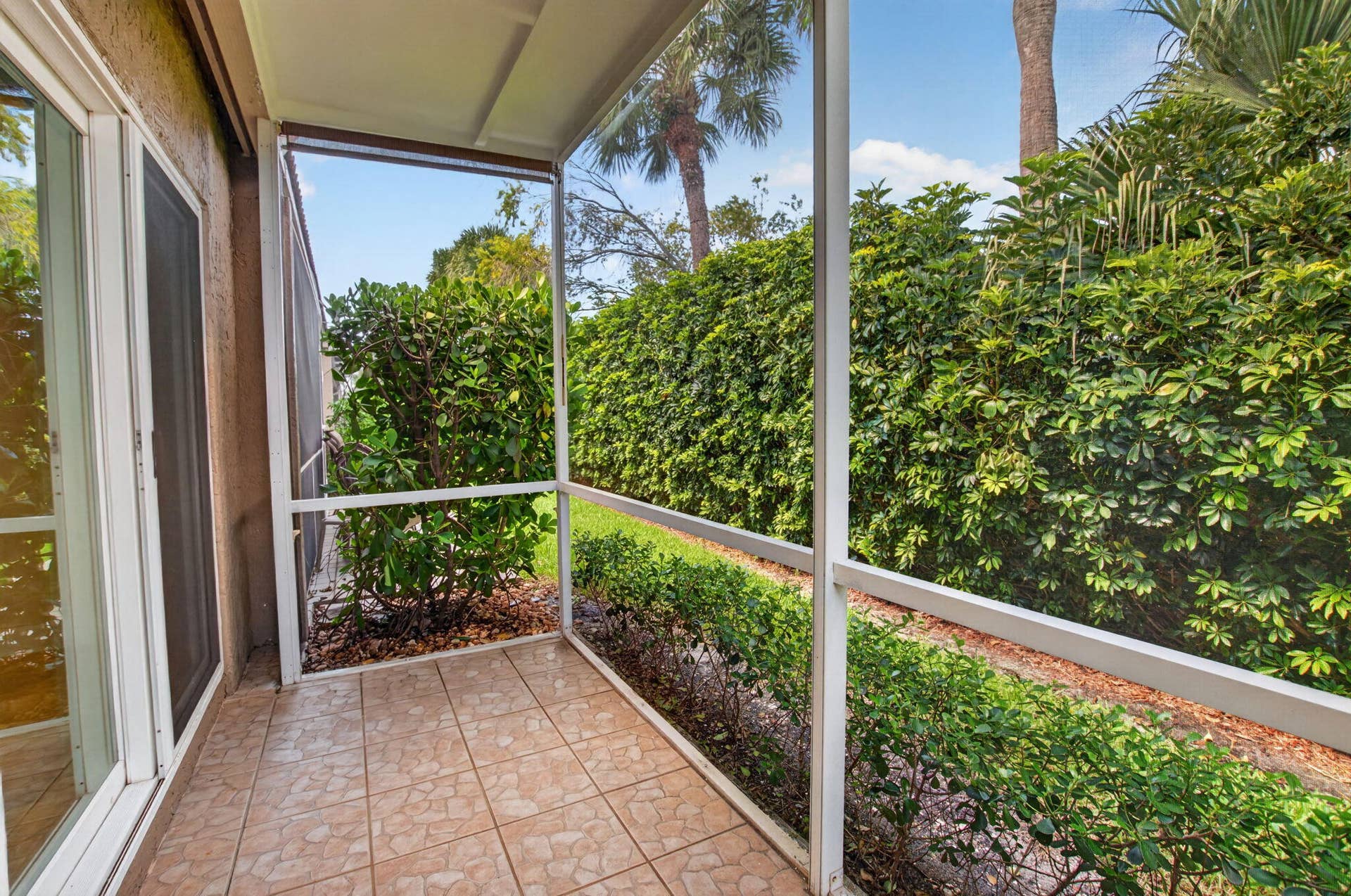 8547 VIA SERENA, #8547, Boca Raton, FL 33433 Screened Patio