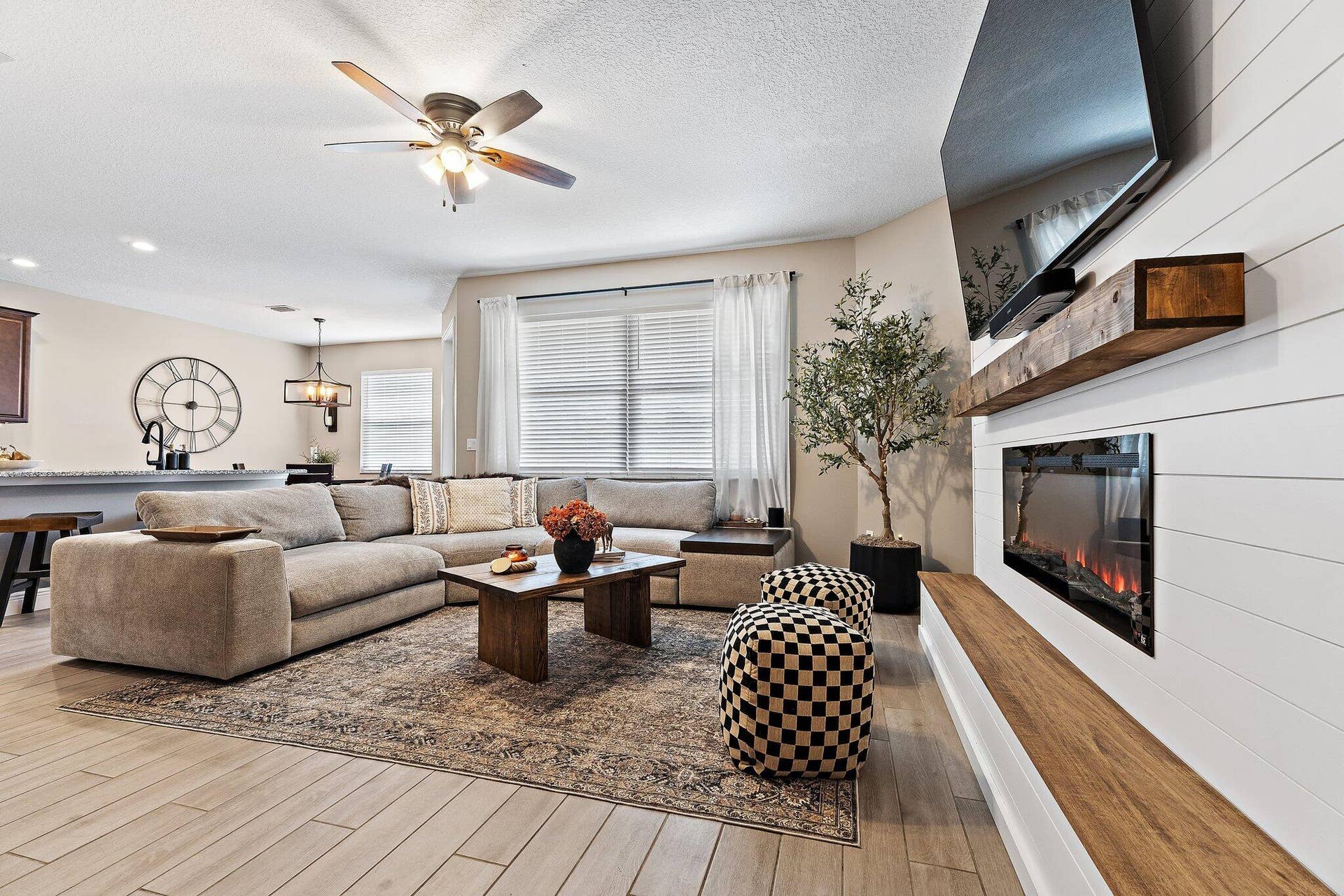 033-1293869thStN-WestPalmBeach-SMALL