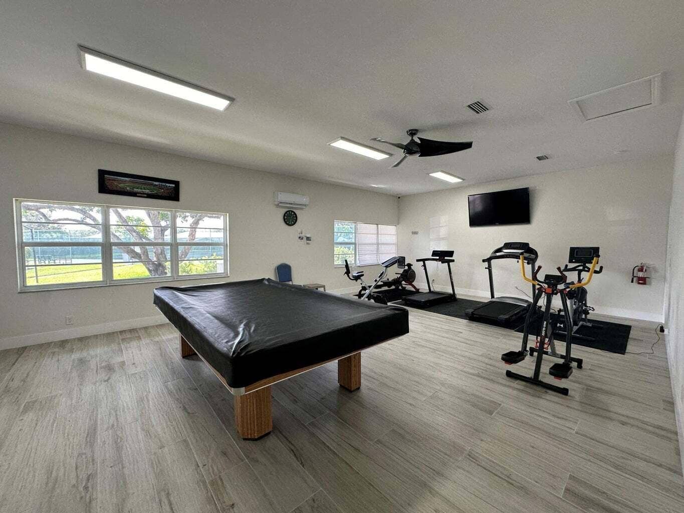 22_Community_fitness_room_Original