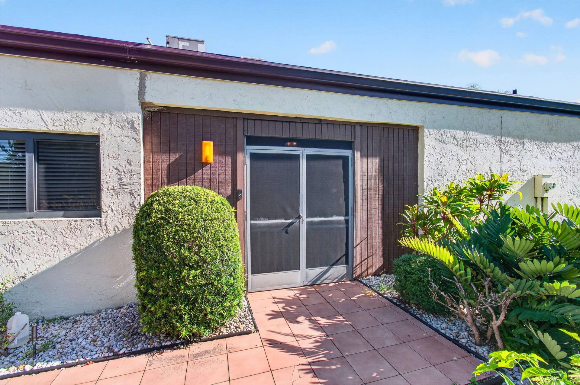 21923 Arriba Real, Boca Raton, FL 33433 31_Side_entry