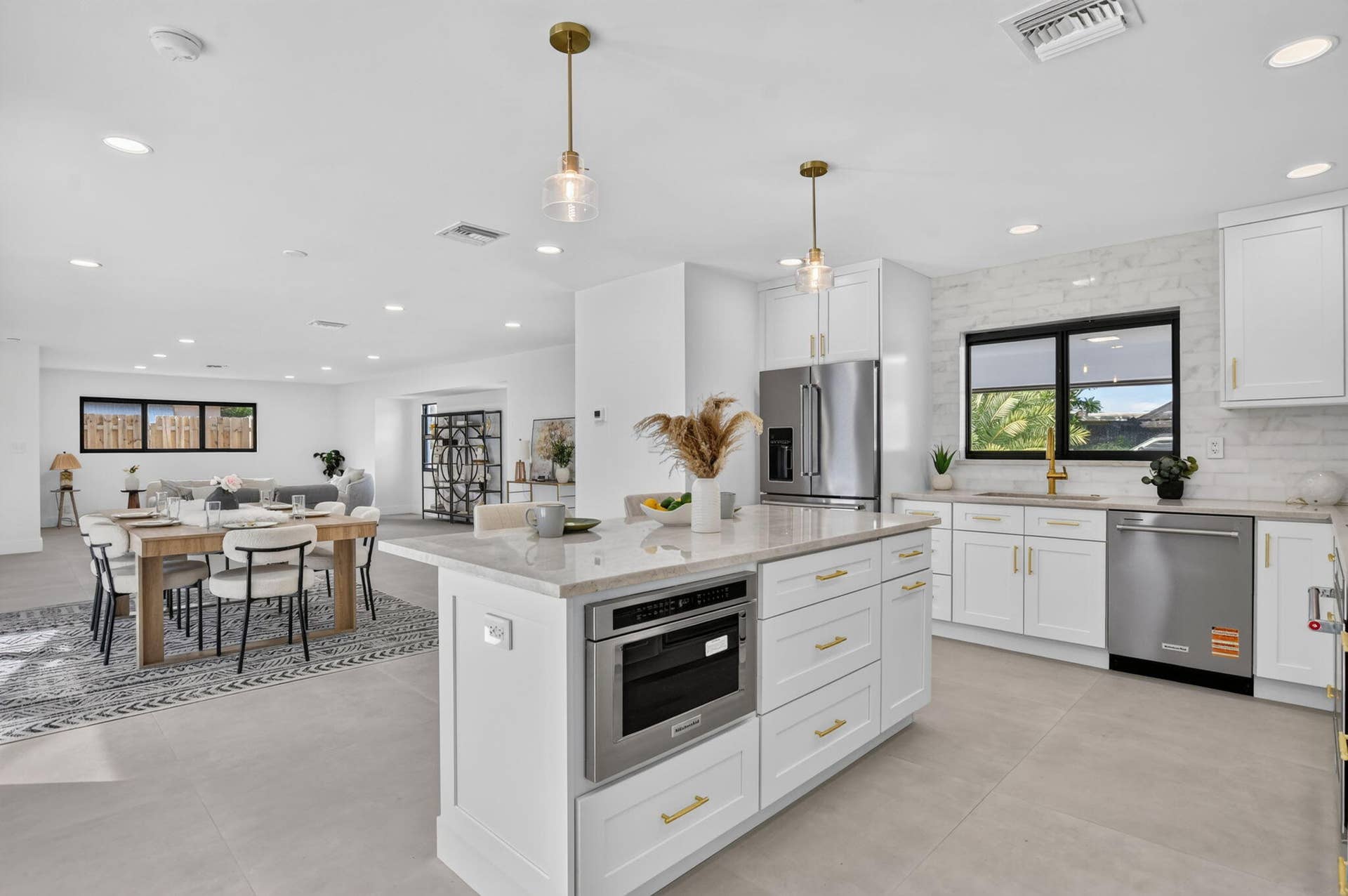 550 SW 6TH Avenue, Boca Raton, FL 33486 22-web-or-mls-DSC_4249
