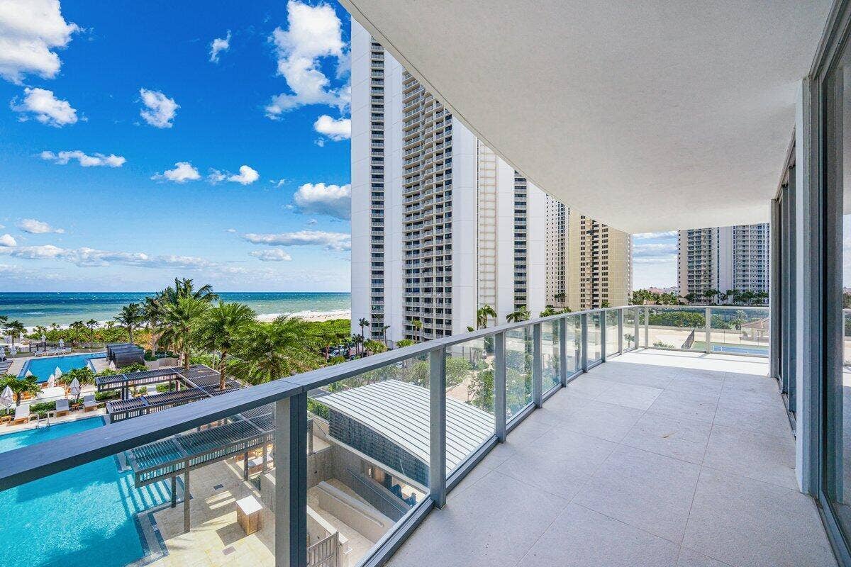 3100 N Ocean Drive, #P-605, Singer Island, FL 33404 DSC02826