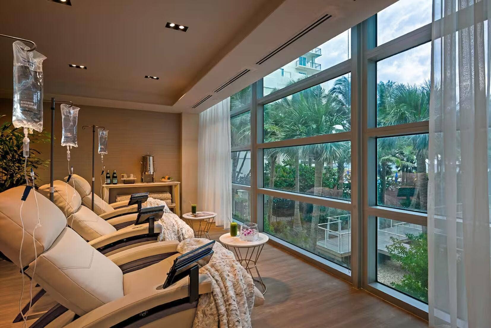 3100 N Ocean Drive, #P-605, Singer Island, FL 33404 Amrit IV