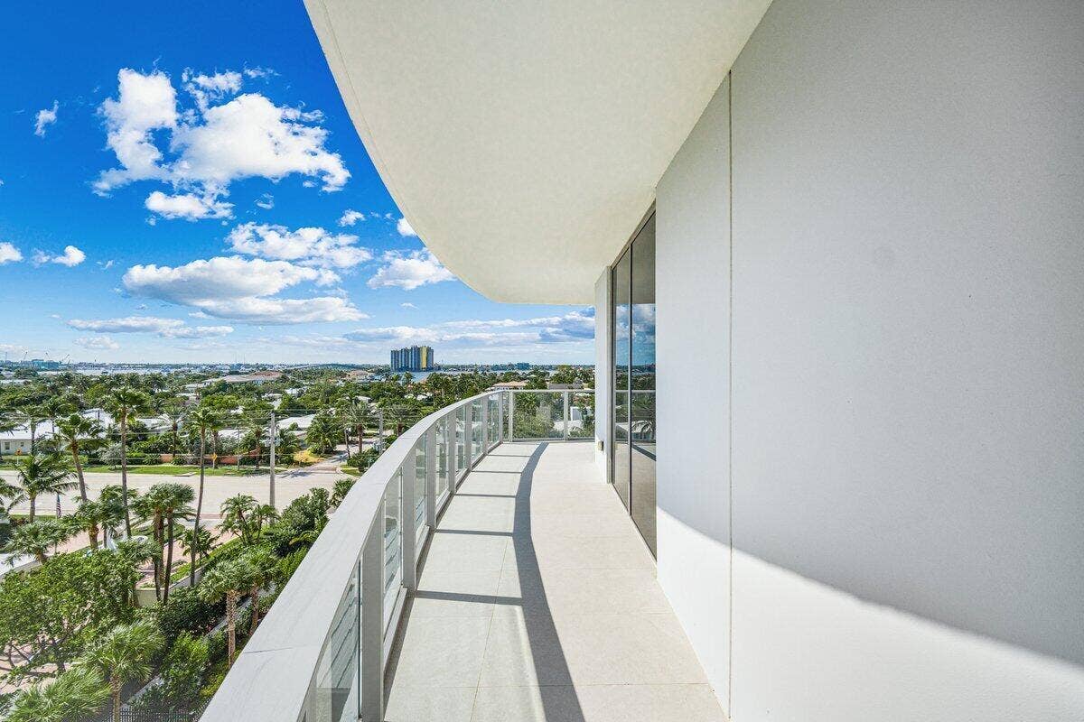 3100 N Ocean Drive, #P-605, Singer Island, FL 33404 DSC02836