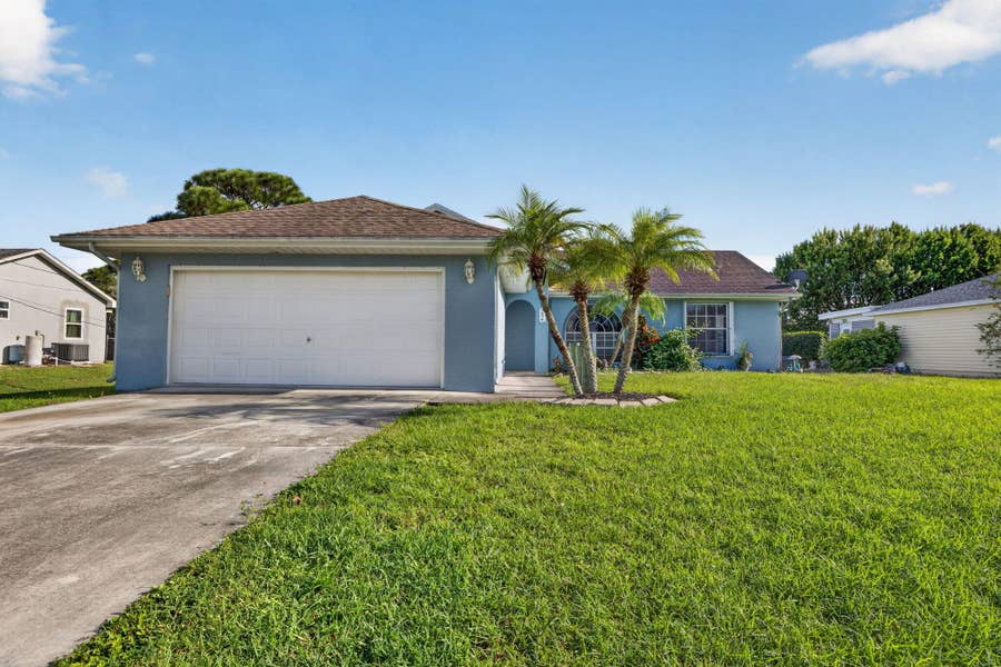 Property photo for 254 SW STARFISH Avenue, Port St Lucie, FL