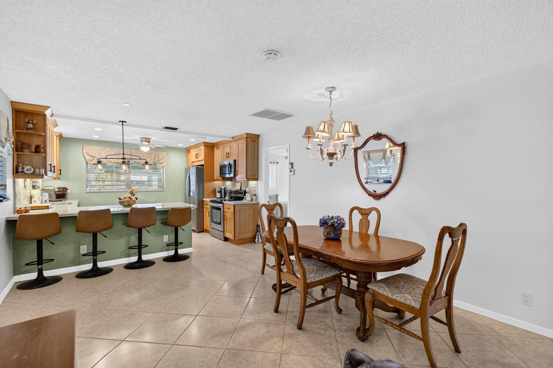 842 Meadowlark Lane, Delray Beach, FL 33445 13_dining_area_DSC_8944