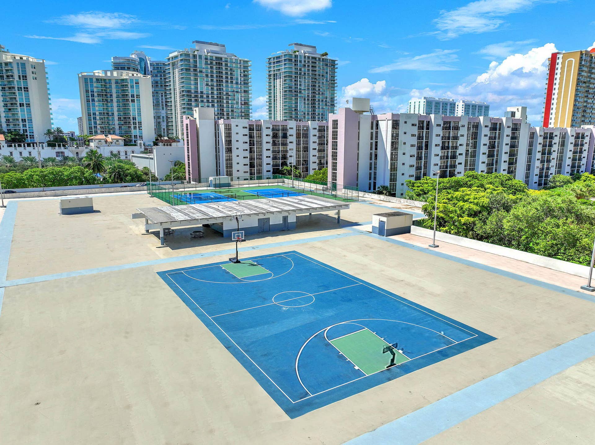 17021 N BAY Road, #107, Sunny Isles Beach, Sunny Isles Beach, FL 33160 2-web-or-mls-DJI_0139