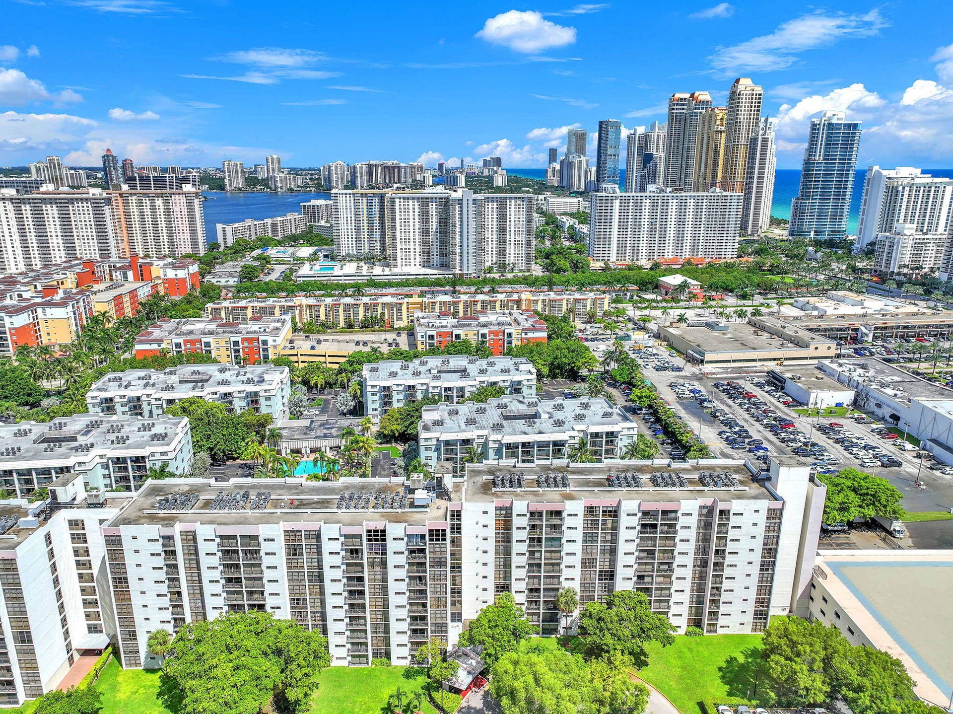 17021 N BAY Road, #107, Sunny Isles Beach, Sunny Isles Beach, FL 33160 4-web-or-mls-DJI_0141