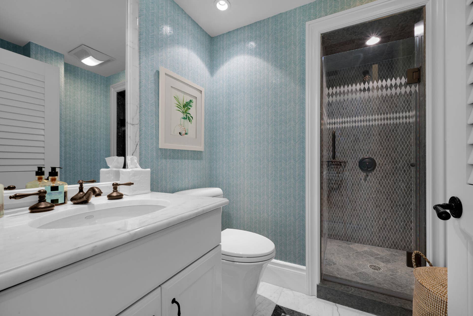 350 S OCEAN Boulevard, #3030, Palm Beach, Palm Beach, FL 33480 2nd Bath w/shower