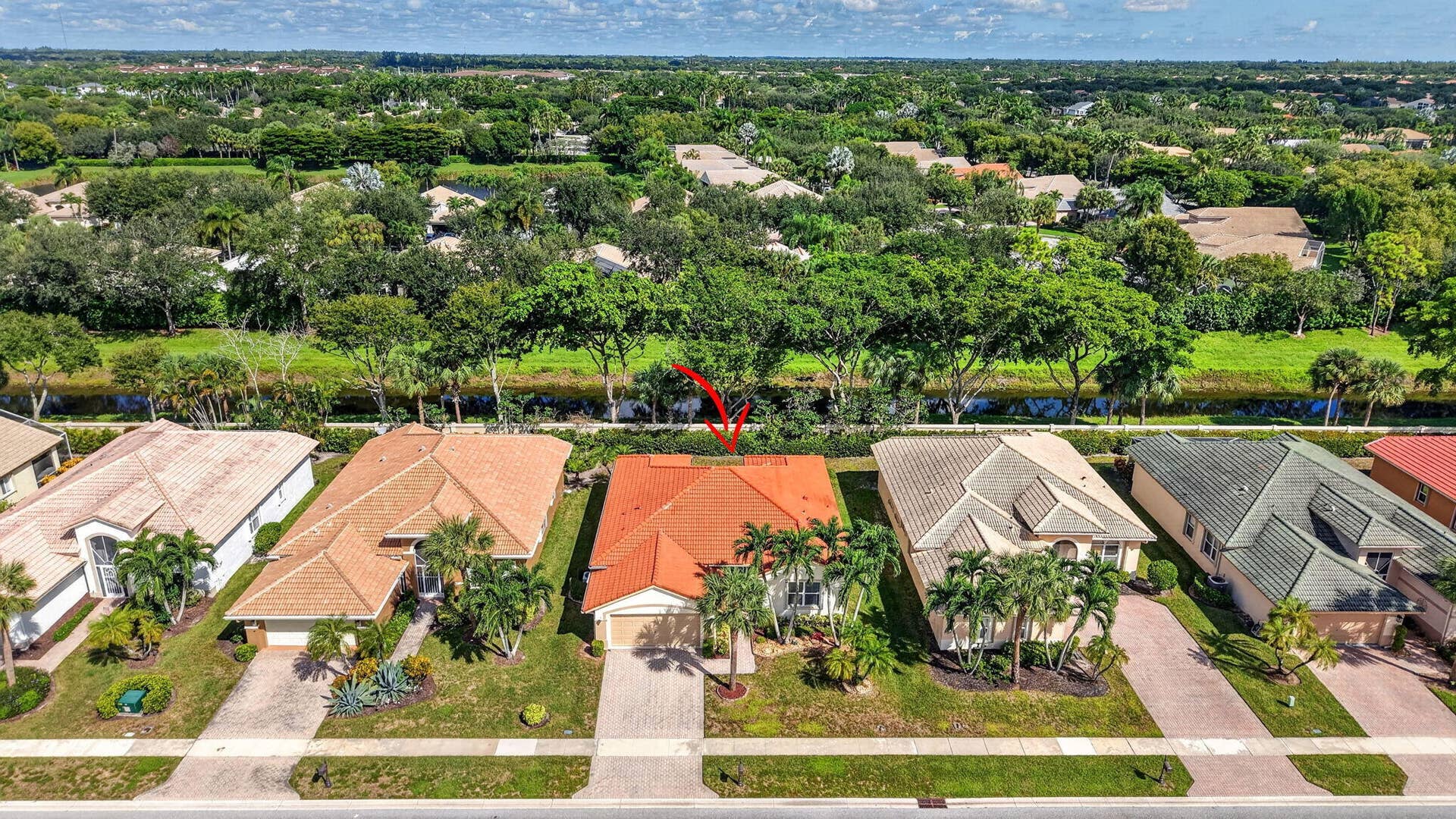 8906 Via Tuscany Drive, Boynton Beach, FL 33472 49-web-or-mls-DJI_20261014111312_0682_D