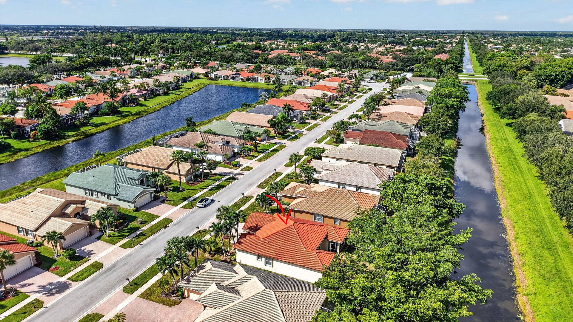 8906 Via Tuscany Drive, Boynton Beach, FL 33472 53-web-or-mls-DJI_20261014111346_0707_D