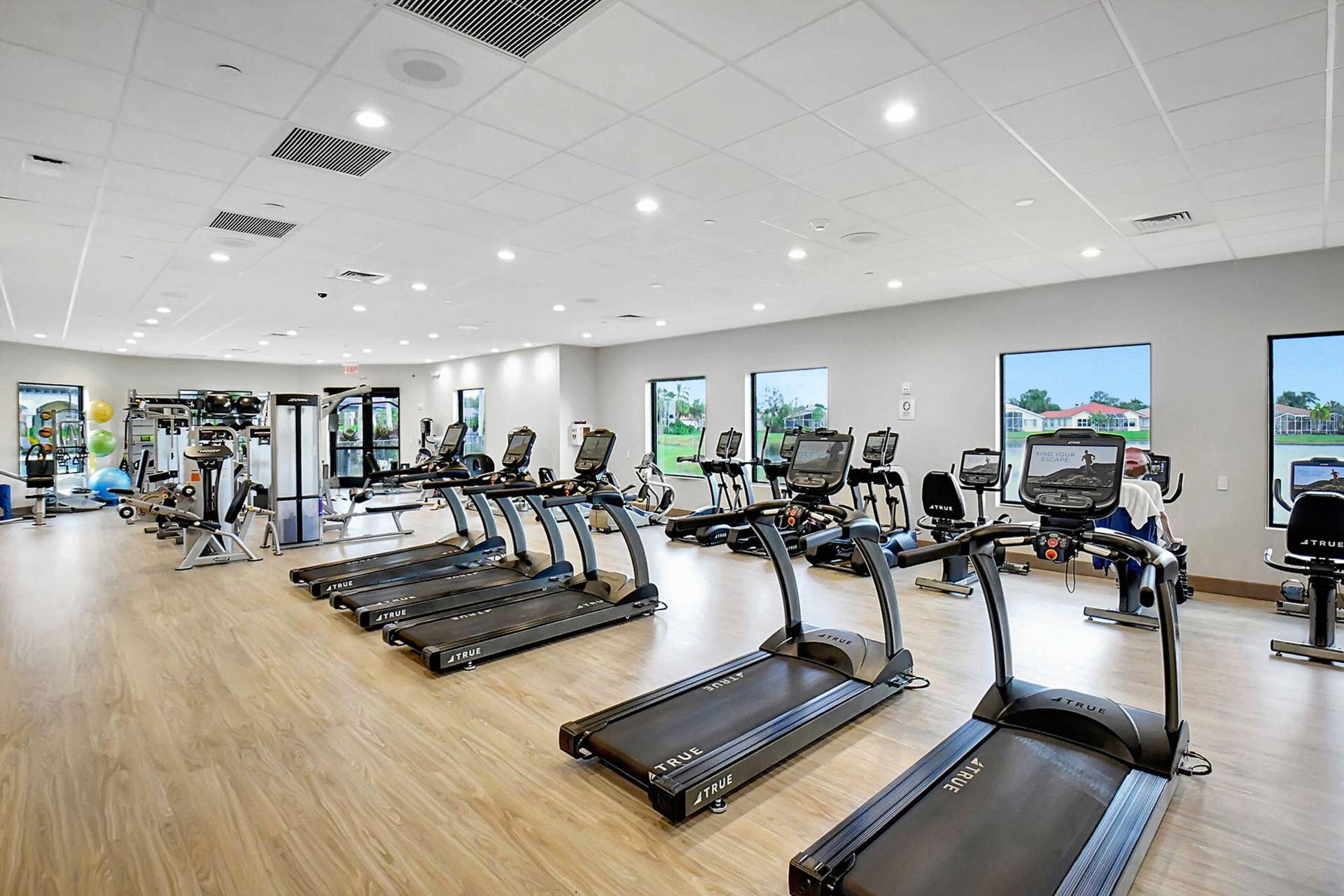 8906 Via Tuscany Drive, Boynton Beach, FL 33472 90-web-or-mls-DSC_8575