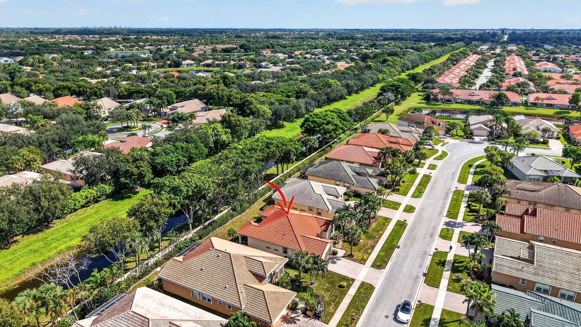 8906 Via Tuscany Drive, Boynton Beach, FL 33472 57-web-or-mls-DJI_20261014111422_0727_D
