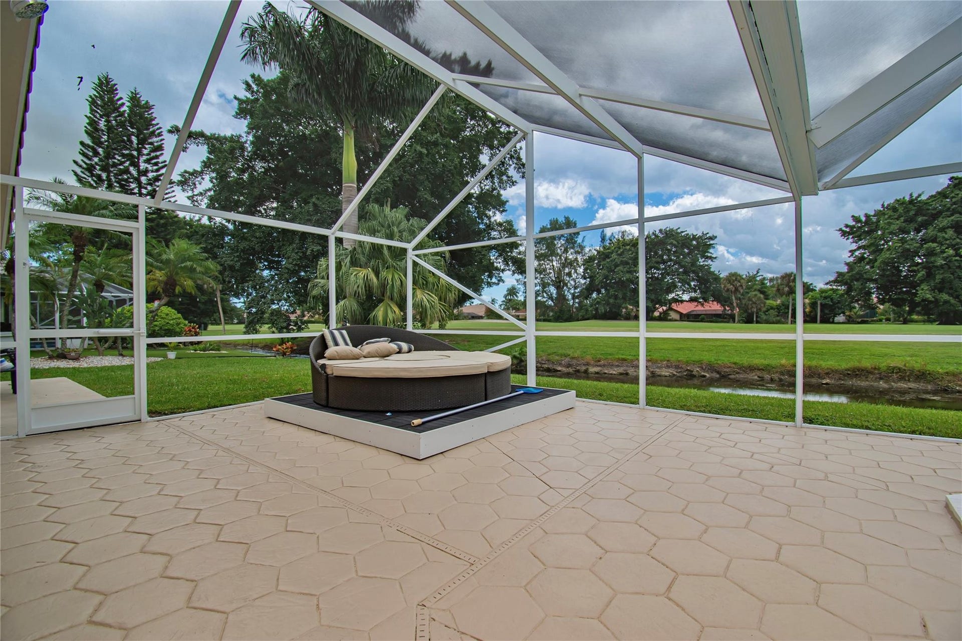 10400 Milburn Lane, Boca Raton, FL 33498 Photo 12