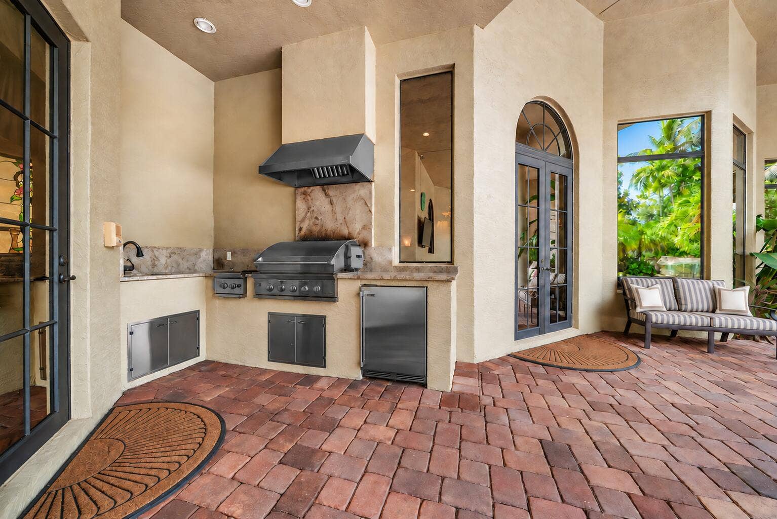 7730 Woodsmuir Drive, West Palm Beach, FL 33412 Outdoor Summer Kitchen w/ Grill