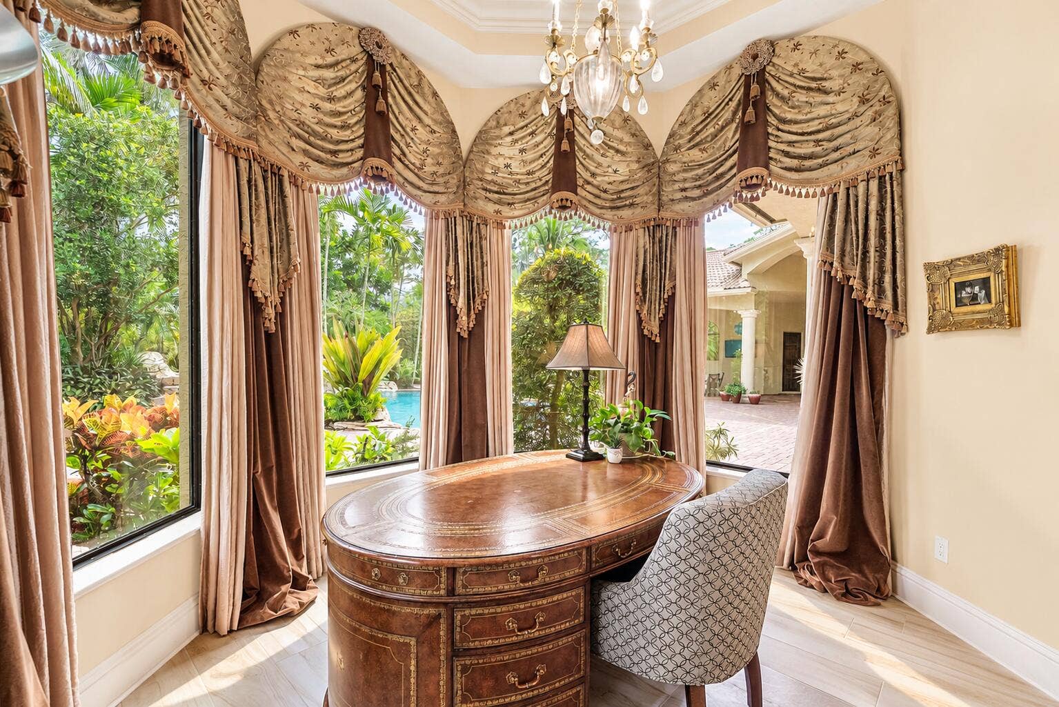 7730 Woodsmuir Drive, West Palm Beach, FL 33412 Sunrise View Primary Sitting Room