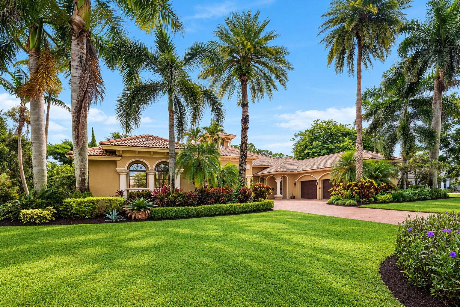 7730 Woodsmuir Drive, West Palm Beach, FL 33412 Front Elevation and Landscape