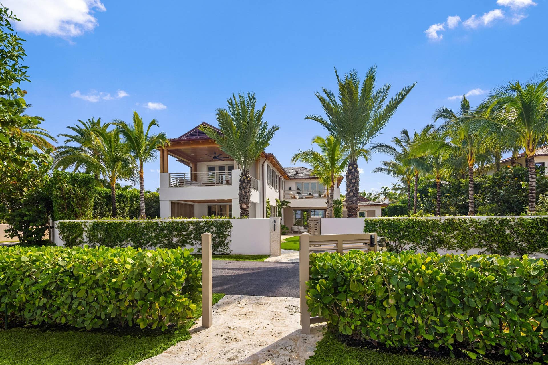 1265 N Lake Way, Palm Beach, FL 33480 4 - Waterfront