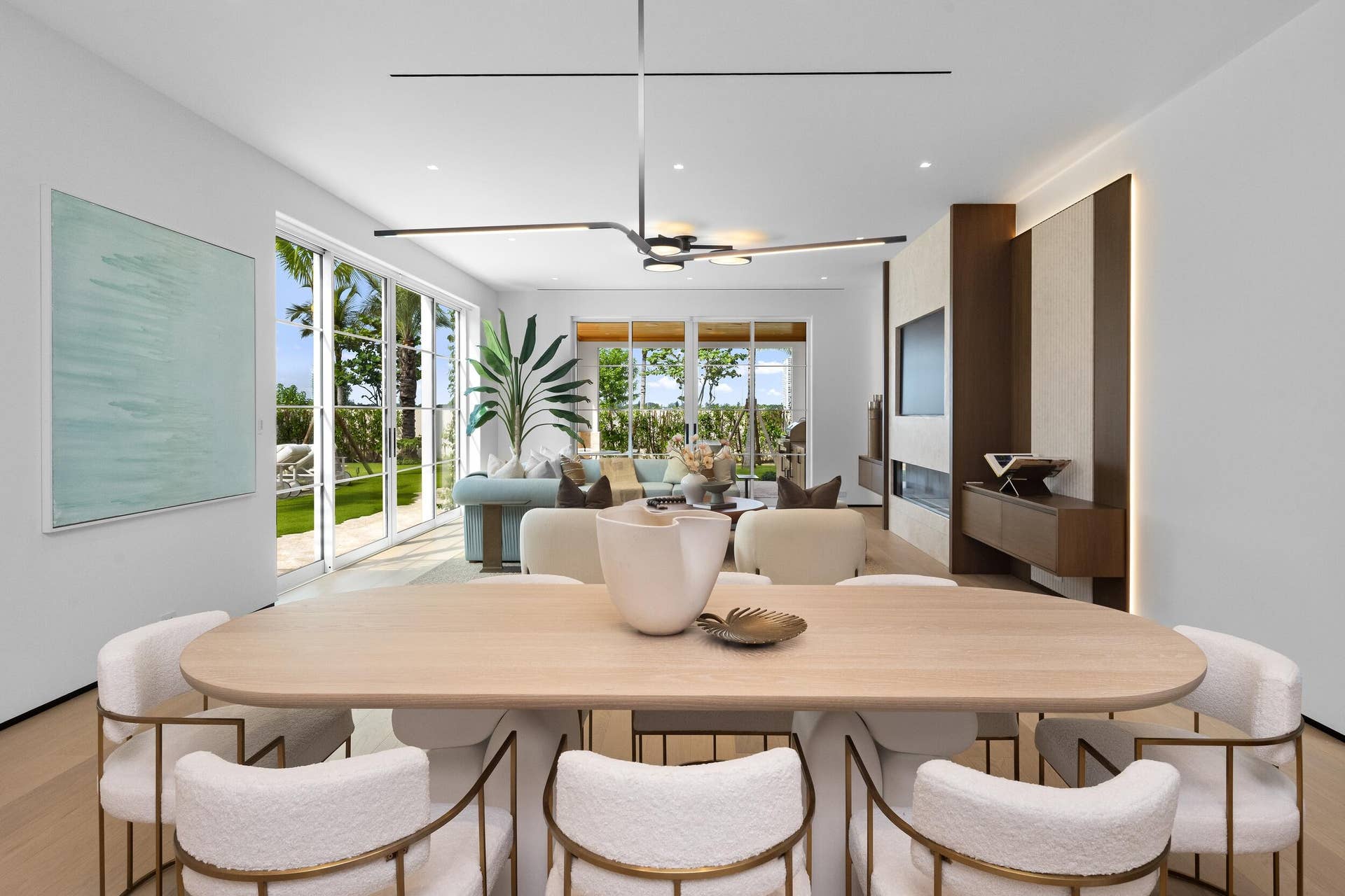 1265 N Lake Way, Palm Beach, FL 33480 32 - Breakfast Area