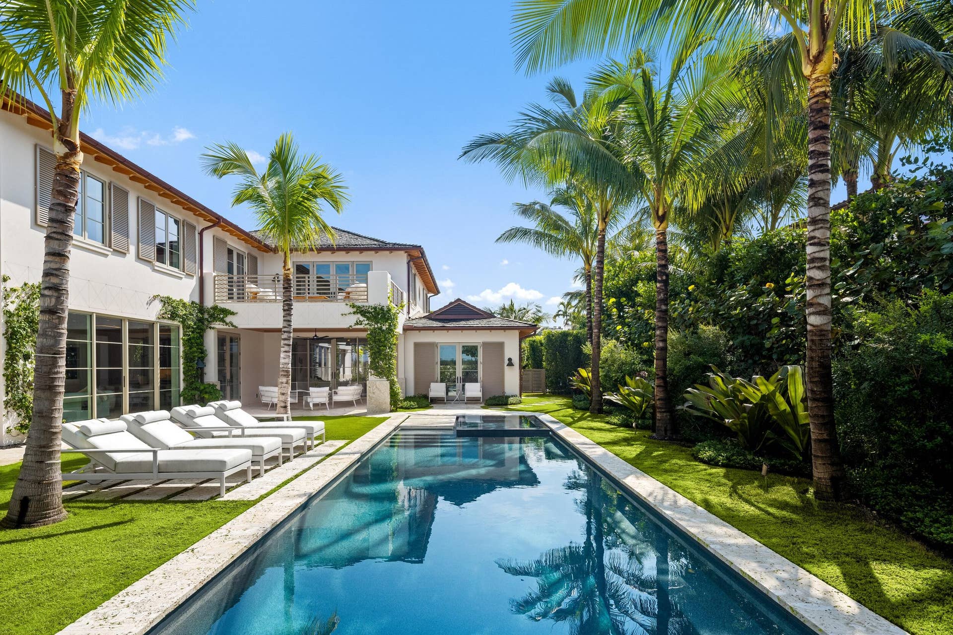 1265 N Lake Way, Palm Beach, FL 33480 16 - Backyard