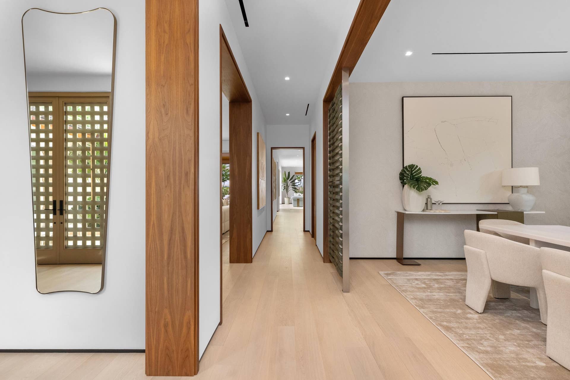 1265 N Lake Way, Palm Beach, FL 33480 27 - Hallway