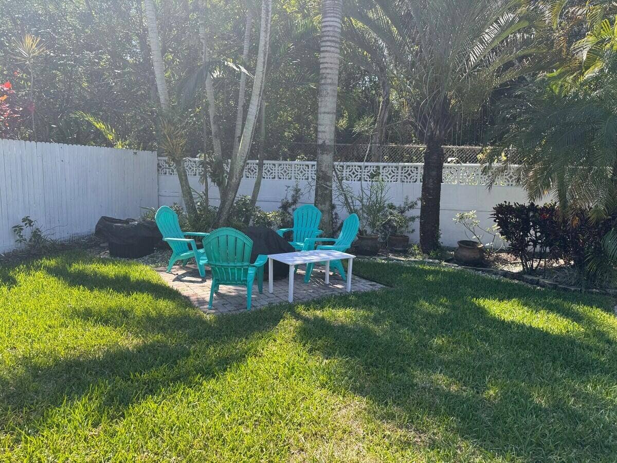 3036 NE 19TH Street, Fort Lauderdale, FL 33305 24