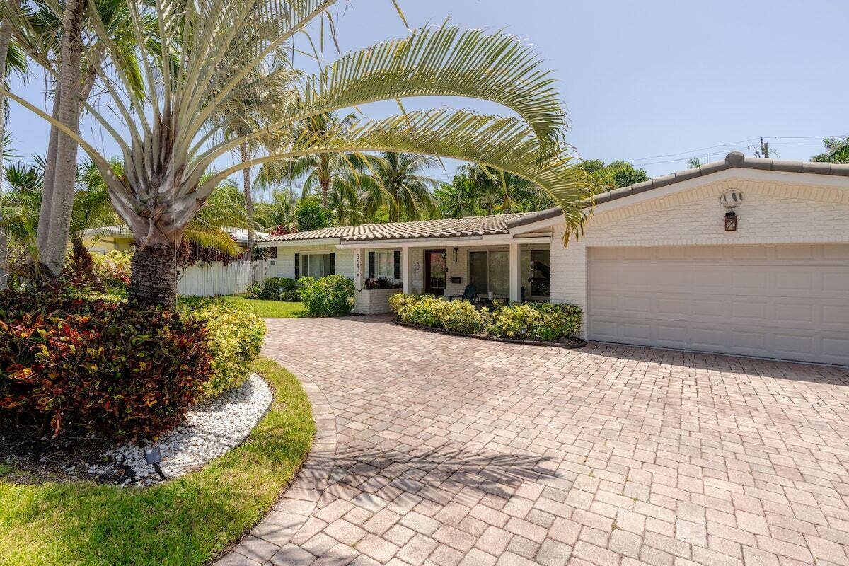 3036 NE 19TH Street, Fort Lauderdale, FL 33305 09